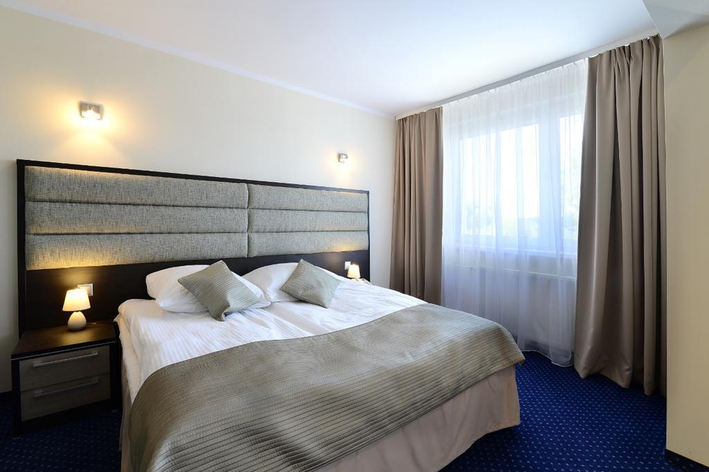 Hotel Ikar Bydgoszcz Rom bilde